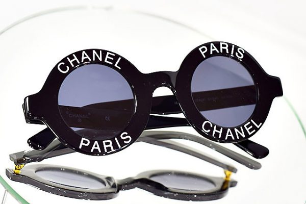 最新な CHANEL シャネル クリアソール 43 レア スニーカー