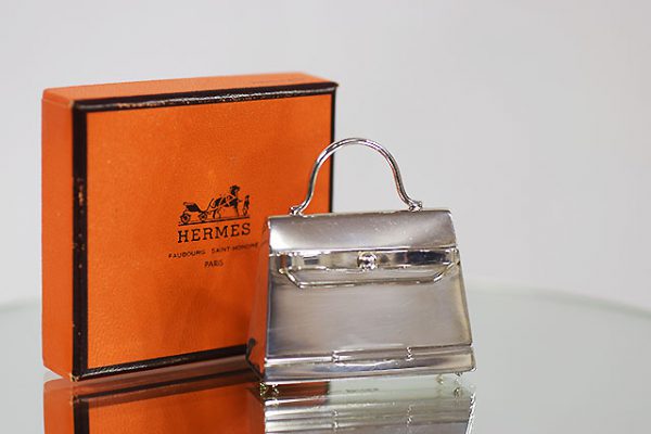 HERMES ケリーピルケース シルバーネックレスつき-